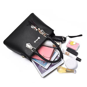 <span class=keywords><strong>2025</strong></span> Xu Hướng Mèo Hình Tua Thời Trang Cô Gái Tote Túi Thiết Kế Mới 2 Trong 1 Túi Xách Bộ Cho Phụ Nữ Phụ Nữ Bền PU Túi Da - Product Image 5