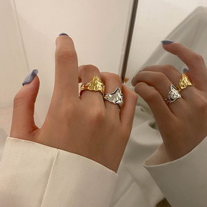 Anillo de Dedo Retro de Edición Ancha Irregular de Latón 2021, Anillos de Joyería Chapados en Oro para Parejas - Product Image 5