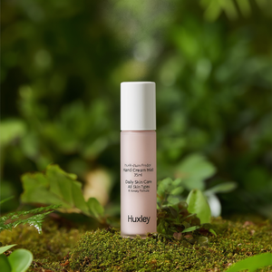 Crema de Manos Huxley en Spray 35ml Cuidado Diario de la Piel Para Todo Tipo de Piel Fórmula K Beauty - Product Image 3