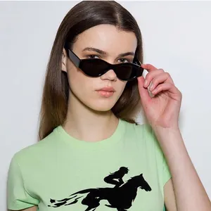 WELL 2024 투명 작은 남여 공용 타원형 선글라스 여자 남자 블랙 저렴한 플라스틱 cateye 선글라스 그늘 도매
