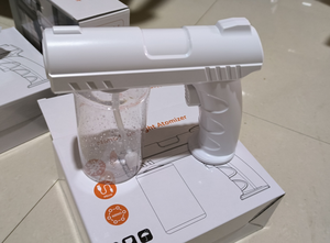 Atomizador Nano Spray de Belleza para el Hogar, Pistola Inalámbrica para Después del Afeitado, Pistola Rociadora Automática con Luz Azul - Product Image 3
