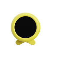 Badge connecté Beambox Niji Multi-Connect avec écran tactile 1,53 pouces 360x360 HD, application simulateur d'animaux virtuels, à porter comme un pin's