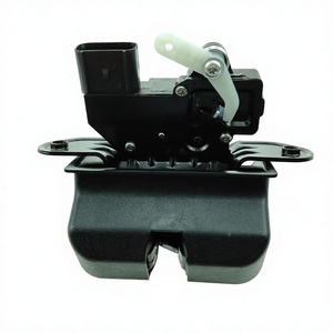 ตัวกระตุ้นล็อคฝาท้ายฮุนได 81230-F8000 ปุ่มกดพลาสติก ระบบล็อคกลาง - Product Image 2