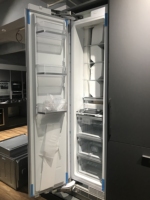 Réfrigérateur-congélateur électrique autonome blanc 245L 45 cm pour usage domestique et hôtelier