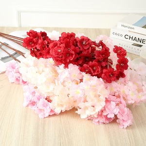 Branches de fleurs de cerisier artificielles douces et hydratantes, fleurs en soie, décorations de mariage, accessoires pour la maison, branche unique rose rouge - Product Image 1