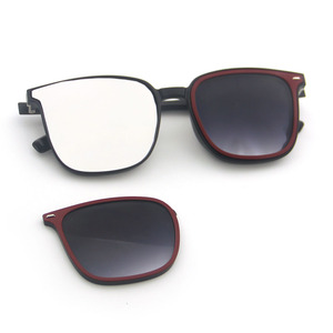 Lunettes d'éclipse solaire en plastique détachables Lunettes d'observation Lunettes <span class=keywords><strong>de</strong></span> <span class=keywords><strong>soleil</strong></span> pour femmes Noir PC Unisexe Logo client Lunettes <span class=keywords><strong>de</strong></span> <span class=keywords><strong>soleil</strong></span> - Product Image 2