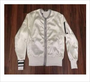 Casquette de BASEBALL PERSONNALISÉE SATIN VESTE - Product Image 1