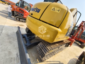 Mini Excavadora Usada Komatsu PC70-8 de 7 Toneladas, Mini Excavadora Japonesa Original Usada, Equipo de Construcción con Pocas Horas de Trabajo - Product Image 3