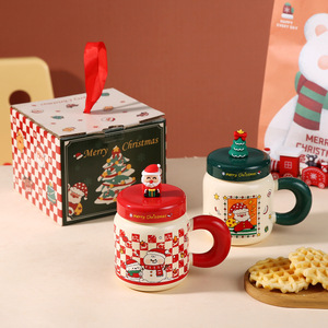 Nieuwe aanwinst: 410ml Keramische Kerstmok met deksel en lepel, schattig Santa Sneeuwpop koffiemok set met luxe cadeauverpakking - Product Image 4