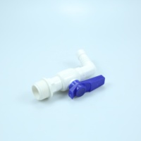 PVC blanc robinet de jardin machine à laver santé robinets d'eau en plastique bibcock raccords de tuyauterie robinet d'eau robinet bleu vanne d'angle
