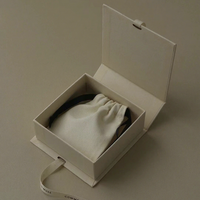 Boîte à bijoux carrée haut de gamme en gros pour OEM, avec fermeture magnétique, doublure en éponge, pliable, en matériaux recyclés écologiques
