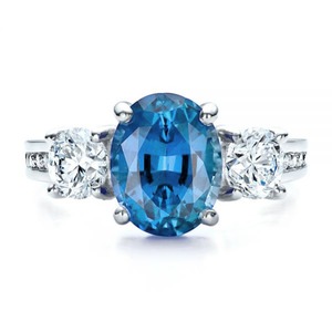 Anello di Moda con Pietra Blu, Design Minimalista ed Elegante, Gioiello da Donna per Uso Quotidiano, Anello Statement - Product Image 4