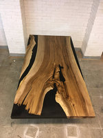 Nouvelle arrivée Table de rivière en époxy de luxe personnalisée - Plaque de noyer massif avec résine opaque noire, Table à manger haut de gamme