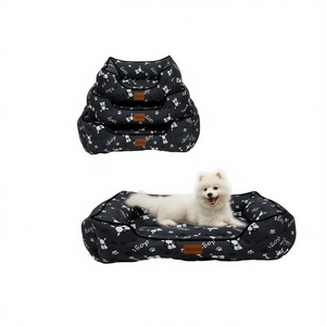 Set di Tre Pezzi in Lino Stampato per Cuccia per Cani con Sfondo Nero per Letti per Animali Domestici - Product Image 2