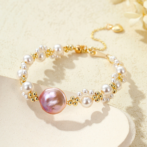 Pulsera <span class=keywords><strong>de</strong></span> Perlas <span class=keywords><strong>de</strong></span> Agua Dulce para <span class=keywords><strong>Mujer</strong></span>, Tendencia 2025, Chapada en Oro <span class=keywords><strong>de</strong></span> 14K, Extensor, Detalles Refinados en Latón, Diseño Floral Minimalista y Lujoso - Product Image 2