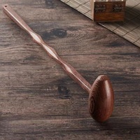 Marteau de massage en bois EDAWA pour fitness, couleur bois naturel, pour tapotement des méridiens et percussion du dos, modèle Sixty