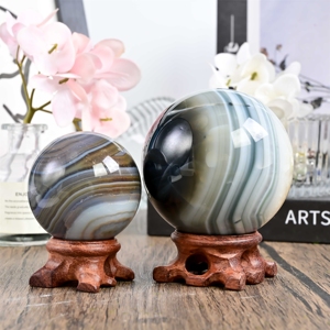 Sphère d'agate rayée en cristal naturel sculptée à la main, polie et soyeuse, pour la décoration et autres objets artisanaux en cristal - Vente en gros - Product Image 3