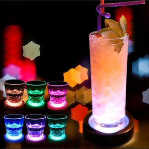 <span class=keywords><strong>Sous</strong></span>-<span class=keywords><strong>verre</strong></span> led bouteille <span class=keywords><strong>de</strong></span> vin pour décor <span class=keywords><strong>de</strong></span> bar club forme personnalisée acrylique lueur <span class=keywords><strong>sous</strong></span>-verres led 7 couleurs changeantes pour bar <span class=keywords><strong>de</strong></span> fête - Product Image 6