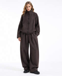 Conjunto de Dos Piezas para Mujer con Logotipo Personalizado, Chaqueta Vintage con Botones de Nudo y Pantalones Anchos con Cordón Ajustable - Product Image 1