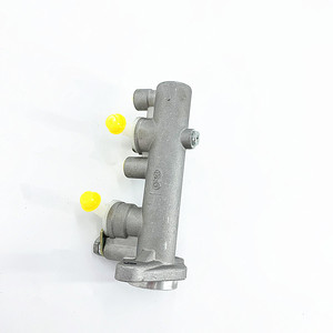 Pièces de voiturette de golf, maître-cylindre de frein, pompe principale de frein, pompe de frein de voiture électrique de tourisme Marsell - Product Image 4
