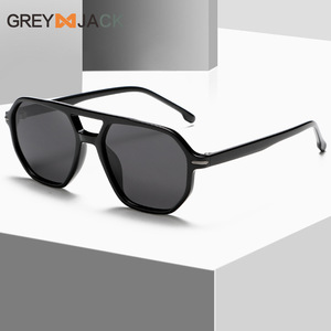 Lunettes de soleil rétro Greyjack, monture en plastique noir, verres TAC, protection UV400, style streetwear unisexe - Product Image 2