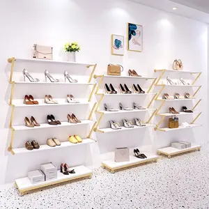 Luxus Schuh geschäft Möbel Gold Edelstahl 5 Ebenen Wand schuhe Display Rack Stand für den Einzelhandel