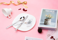 Design polyvalent de couleur unie, ensemble de table à manger minimaliste, couverts en acier inoxydable