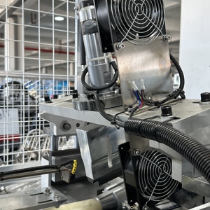 Machine de fabrication de petits gobelets en papier jetables entièrement automatique pour le thé et le café à emporter à faible coût - Product Image 6