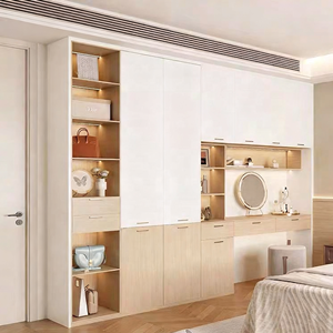 خزانة ملابس قائمة بذاتها مصنوعة من الخيزران مع أبواب مرآة، نظام خزانة قابل للتحويل ومتين، صديق للبيئة وذو سعة كبيرة وتصميم عصري لغرفة النوم - Product Image 2