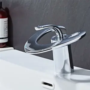 Robinets mitigeurs de lavabo chaud et froid Robinets de salle de bain Cascade en laiton Mitigeur monté sur pont Blanc et or/Noir/Gris pistolet/Chrome - Product Image 3