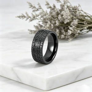 Bague en zirconium noir de 8 mm à motif de <span class=keywords><strong>bande</strong></span> de roulement pour homme, style punk, motard, alliance, cadeau de bijoux - Product Image 1