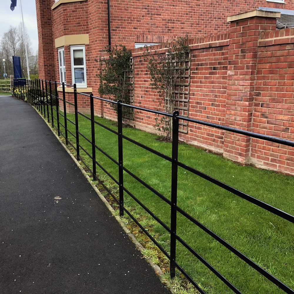 Decorative Flat Bar Fence - Black Powder Coated Metal Panels, image size:1000x1000