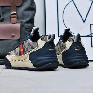 Zapatos Deportivos y Casuales de Moda para Caminar con Suela Gruesa que Aumenta la Estatura, Parte Superior de Microfibra de Alta Calidad, Personalizados sin Cordones para Parejas - Product Image 4