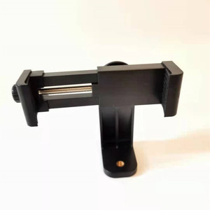 Clip de téléphone rotatif à 360 degrés avec vis allongée, conception monobloc pour équipement de diffusion en direct, plastique noir, horizontal - Product Image 4