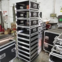Flight case pour DJ Mixer Cases 7U avec rack incliné