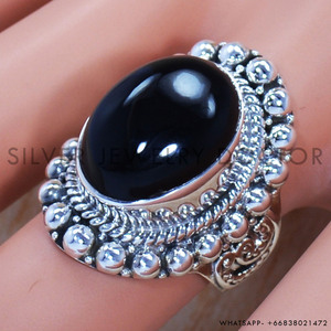 แหวนเงินแท้ 925 ทำมือสำหรับผู้หญิง ประดับพลอยออนิกซ์สีดำ ปรับแต่งได้ สไตล์วินเทจ เหมาะสำหรับงานแต่งงาน ขายส่งเครื่องประดับสำหรับทุกคน - Product Image 2