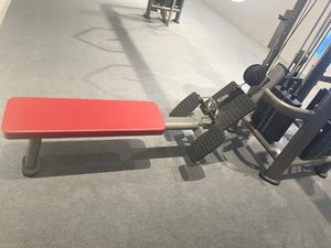 Équipement <span class=keywords><strong>de</strong></span> gymnastique <span class=keywords><strong>Machine</strong></span> en acier à broche <span class=keywords><strong>pour</strong></span> l'entraînement des jambes, du <span class=keywords><strong>dos</strong></span>, <span class=keywords><strong>de</strong></span> la poitrine et des bras <span class=keywords><strong>pour</strong></span> l'exercice <span class=keywords><strong>de</strong></span> <span class=keywords><strong>musculation</strong></span> Multi-Jungle 8P - Product Image 4
