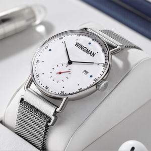 Reloj Personalizado de Alta Calidad con Caja de Acero Inoxidable Pulido, Cristal de Zafiro, Manecillas y Esfera Personalizadas para Movimiento Automático de Cuarzo - Product Image 5