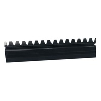 Outils et équipements pour le béton, râteau en acier pour étaler et niveler le béton