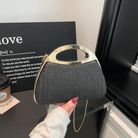 Nouveau Sac à Main Artistique Frais pour Femme 2026, en Paille Tressée de Couleur Unie avec Fermeture Éclair en Polyester, Modèle Niche Moyen, Polyvalent avec Chaîne