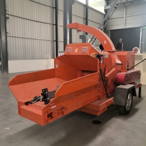 Le broyeur de <span class=keywords><strong>bois</strong></span> Mobile Garden peut traiter des branches et des troncs d'arbres de différentes duretés et offre de larges perspectives d'application. - Product Image 3