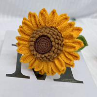Bouquet de fleurs de tournesol tricoté à la main, double couche, pour la Saint-Valentin, la remise des diplômes, pièce d'art floral, cadeau en fil