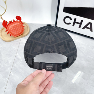 หมวกแฟชั่นกลางแจ้งสุดหรู หมวกเบสบอลดีไซน์เนอร์ฮิปฮอป สไตล์สตรีทแบรนด์ดัง หมวก 6 แผง ปักตัวอักษร - Product Image 4