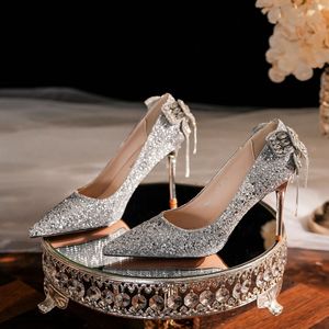 Chaussures à talons hauts élégantes à bout pointu avec strass et décorations en pompon pour mariage ou soirée, talons de 3 à 5 cm - Product Image 1