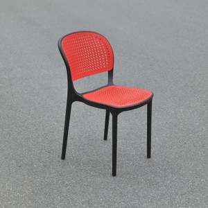 Silla de Restaurante Apilable TM08 de Ratán Sintético |   Silla de Comedor de Plástico PP Resistente y Ecológica para Exteriores, Cafeterías y Banquetes - Product Image 2