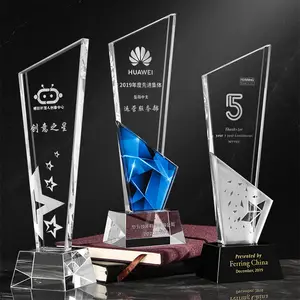 Custom Star Award Shield Crystal Trophy Handmade K9 Crystal Glass Trophy 3D Laser Engraving Crystal Trophy