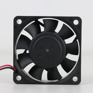 เดลต้า AFB0724VH-A 24VDC 7025 0.27A 6.48W 5500RPM ตู้ควบคุมอินเวอร์เตอร์ UPS แกนพัดลมระบายความร้อน - Product Image 4
