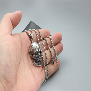 Collar con colgante de calavera de acero inoxidable, regalo unisex, joyería de moda - Product Image 2