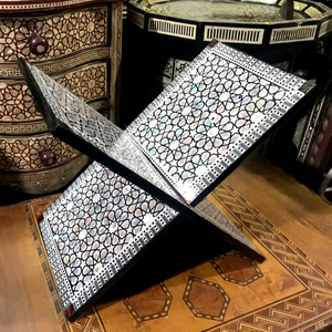 Soporte para el Corán Islámico con Incrustaciones de Madreperla, Hecho a Mano, Moderno, para Regalo de Eid, Soporte para Libros Artísticos - Product Image 1