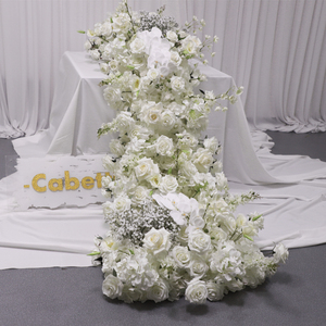 Guirlandes de Fleurs de Luxe Sur Mesure pour Mariage, Chemin de Table Fleur d'Hortensia Vert et Blanc Décoratif - Product Image 5